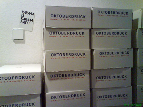Print: Oktoberdruck. Eco. Friendly. Printing. (and everyone earns the same money there. impressive.)   - All rights reserved. Copyright: Anne Schwalbe